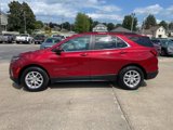 Used 2022 Chevrolet Equinox LT image 2