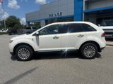 Used 2013 Lincoln MKX FWD image 2