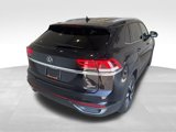Used 2022 Volkswagen Atlas Cross Sport SE image 3