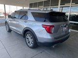 Used 2022 Ford Explorer Limited w/ Equipment Group 301A image 4