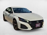 Used 2023 Nissan Altima 2.5 SR image 3