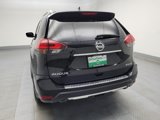 Used 2017 Nissan Rogue SV image 6