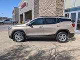 Used 2018 GMC Terrain SLE w/ Driver Convenience Package image 2