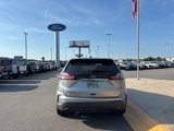 Used 2020 Ford Edge SE image 4