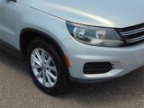 Used 2014 Volkswagen Tiguan SE image 2