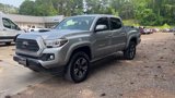 Used 2019 Toyota Tacoma TRD Sport image 2