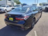 Used 2022 Toyota Camry SE image 3