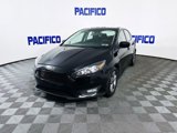 Used 2018 Ford Focus SE w/ SE Appearance Package image 4