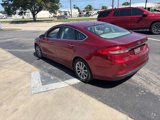 Used 2017 Ford Fusion SE w/ Fusion SE Technology Package image 3