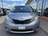 Used 2012 Toyota Sienna image 2