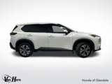 Used 2021 Nissan Rogue SV image 2