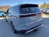 Used 2024 Kia Carnival EX image 6