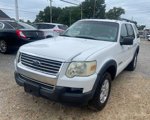 Used 2007 Ford Explorer XLT image 2