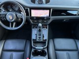 Used 2023 Porsche Macan image 6