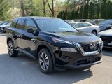 Used 2023 Nissan Rogue SV image 3