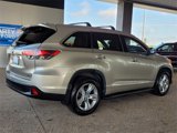 Used 2015 Toyota Highlander Limited image 3