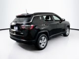 Used 2022 Jeep Compass Latitude image 5
