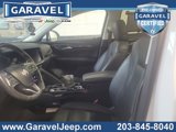 Used 2021 Buick Envision Essence image 2