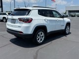 New 2025 Jeep Compass Latitude image 3