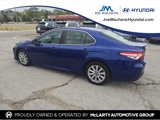 Used 2018 Toyota Camry LE image 2