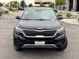 Used 2023 Kia Seltos LX image 2