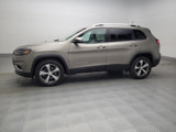Used 2019 Jeep Cherokee Limited w/ Luxury Group image 2