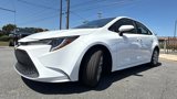 Used 2022 Toyota Corolla LE image 3