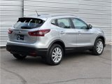 Used 2022 Nissan Rogue Sport SV image 3