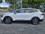 Used 2024 Kia Sportage EX image 3