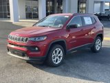 New 2025 Jeep Compass Latitude image 3