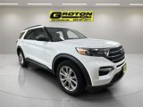 Used 2022 Ford Explorer XLT w/ Equipment Group 202A image 4