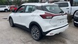 Used 2022 Nissan Kicks SV image 4