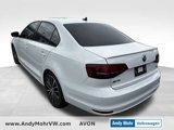 Used 2016 Volkswagen Jetta Sport image 4