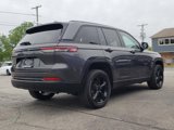 Used 2023 Jeep Grand Cherokee Altitude image 6