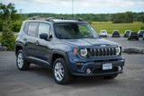 Used 2021 Jeep Renegade Latitude w/ Luxury Group I image 3
