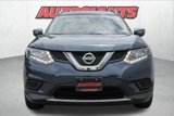Used 2015 Nissan Rogue SV image 2