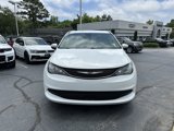 Used 2021 Chrysler Voyager L image 4