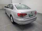Used 2015 Volkswagen Jetta SE image 5