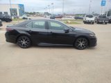 Used 2022 Toyota Camry SE image 4