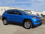New 2025 Jeep Compass Latitude image 2