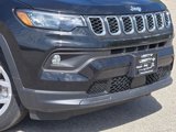 New 2025 Jeep Compass Latitude image 2