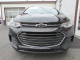 Used 2022 Chevrolet Trax LT w/ Midnight Edition image 2