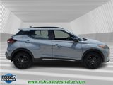 Used 2021 Nissan Kicks SR image 3