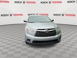 Used 2015 Toyota Highlander LE image 4