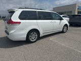 Used 2011 Toyota Sienna image 3
