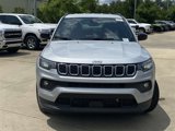 New 2025 Jeep Compass Latitude image 2