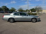 Used 2006 Lincoln Town Car Signature Limited image 5
