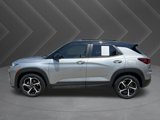 Used 2023 Chevrolet TrailBlazer RS w/ Sun and Liftgate Package image 2