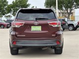 Used 2016 Toyota Highlander XLE image 4