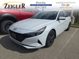 Used 2022 Hyundai Elantra SEL w/ Preferred Accessory Package image 2